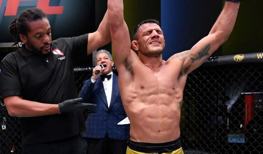 Слова Рафаэля Дос Аньоса после победы над Фелдером на UFC Fight Night 182