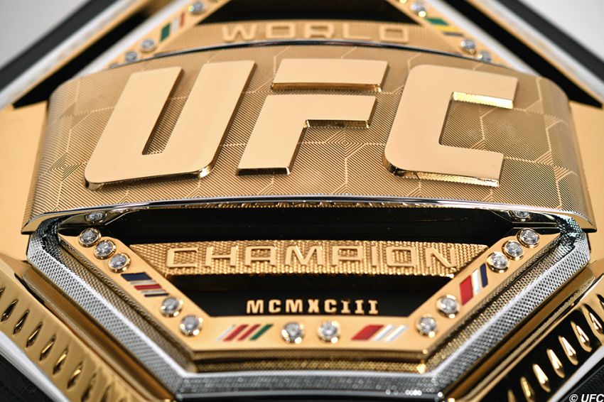 В поединке Сехудо - Диллашоу будет разыгран обновленный пояс UFC