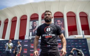 Патрисио Фрейре отказался от чемпионского титула Bellator в легком весе