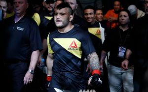 Джон Линекер рассказал о проблемах с поиском соперника на UFC Fight Night 119