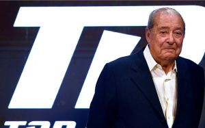 Боб Арум резко отреагировал на слух о продаже Top Rank