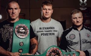 Пояс WBC Александра Поветкина и специальный пояс для тренера прибыли в Россию