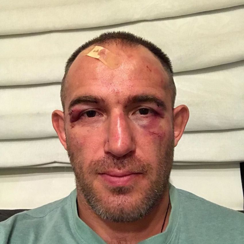 Алексей Олейник извинился перед фанатами за поражение на UFC 217