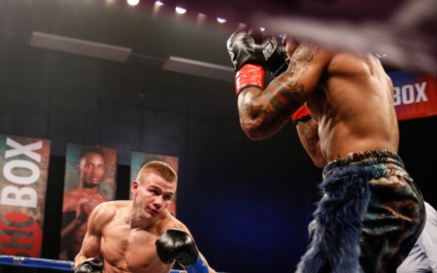 Иван Баранчик победил Кинана Смита в рамках вечера ShoBox