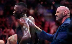 Глава UFC отреагировал на новость, что Адесанью поймали выпившим за рулем: "Uber – это легко"