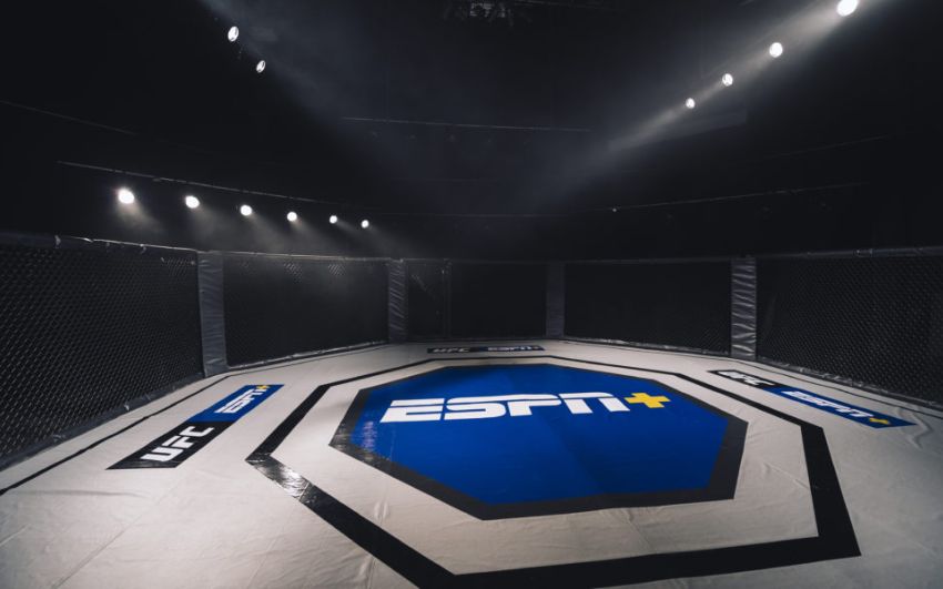 Где смотреть UFC в прямом эфире? Трансляции по ТВ и в интернете