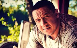 Михаил Кокляев рассказал, кто из известных бойцов ММА первым поддержал его решение драться с Емельяненко