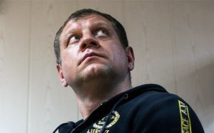 Алексей Олейник - об Александре Емельяненко: "Покуда он занимается херней, я всегда буду говорить: он занимается херней"