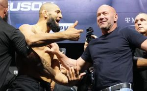 Хамзат Чимаев скептически относится к обещаниям руководства UFC: "Мне уже обещали титульный бой"