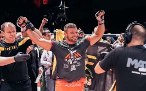 Анатолий Малыхин: "Подписание контракта с UFC было бы идеальным окончанием года"