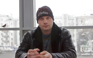Дочь Емельяненко рассказала полиции, что нападавший был славянской внешности