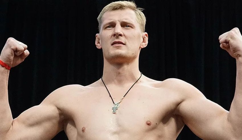 Деррик Льюис не хочет драться с Александром Волковым на турнире UFC в Москве