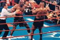 Победа Эвандера Холифилда над Майком Тайсоном ещё раз доказала, что в боксе нет ничего предопределённого