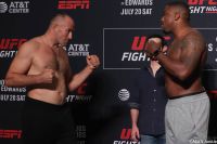 Видео боя Алексей Олейник - Уолт Харрис UFC on ESPN 4