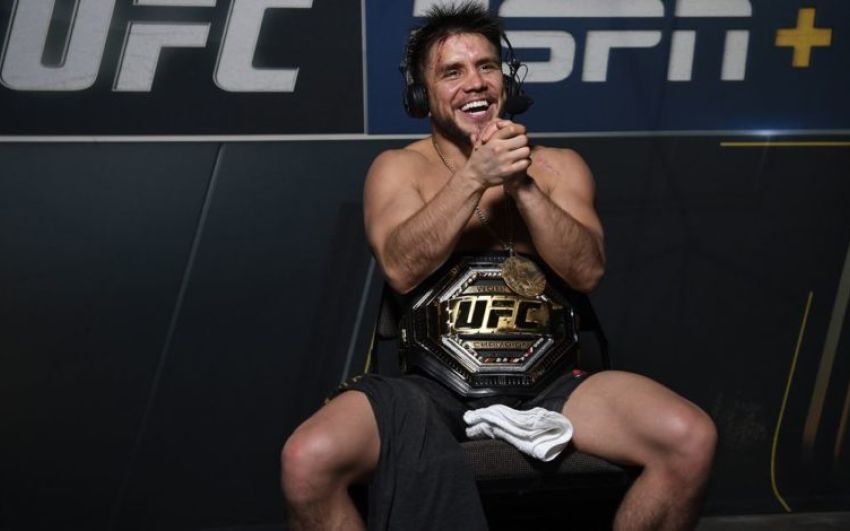 Менеджер оценил шансы Генри Сехудо на возвращение в UFC