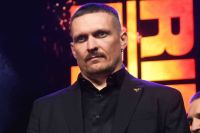 Александр Усик отреагировал на срыв боя с Фьюри: "Двигаемся дальше"