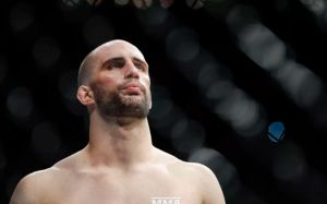 Бой Волкана Оздемира и Маурисио Руа удален из карда турнира UFC в Чили