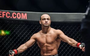 Президент Bellator готов обсудить с Эдди Альваресом подписание контракта