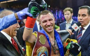 Лопес-старший: "Ломаченко не сможет ударить Теофимо даже раз, этот бой не продлится пять раундов"