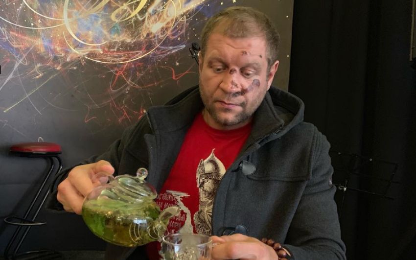 Суд Кисловодска отказался вернуть Александру Емельяненко водительские права