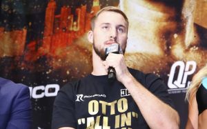 Отто Валлин: "Я не старался подбирать спарринг-партнеров под Фьюри, он уникален"