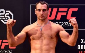 Алексей Кунченко подписал контракт с PFL и станет участником Гран-при