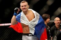 Петр Ян победил Джимми Риверу на UFC 238