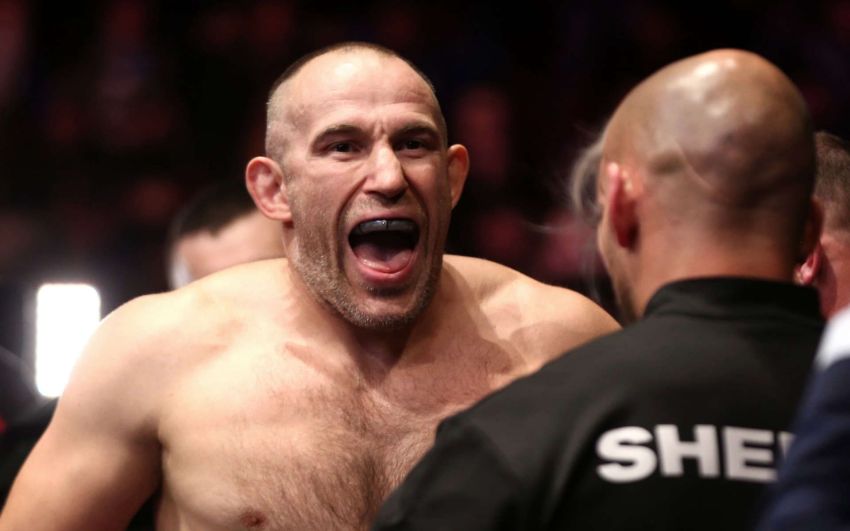 Алексей Олейник отказался подписывать новый контракт с UFC