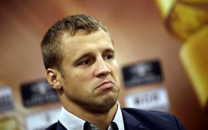 Хирн: "Не понимаю, зачем Бриедис набил тату ради Джейка Пола, если он может подраться с Околи"
