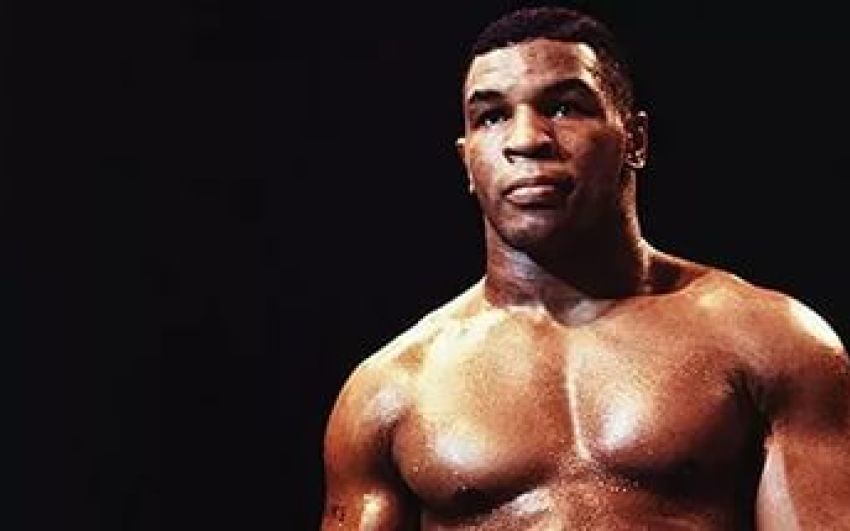 Mike Tyson vs Trevor Berbick (1986)