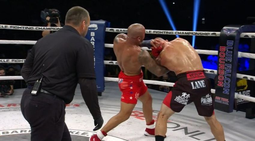 Тиаго Алвес успешно дебютировал в BKFC, победив Джулиана Лейна раздельным решением судей на BKFC 12