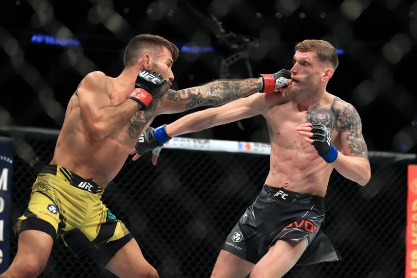 Видео боя Матеус Николау – Давид Дворак UFC on ESPN 33