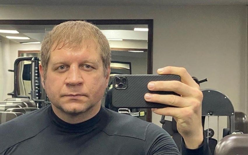 Александр Емельяненко: "Люблю свою жену, и эти чувства взаимны!"