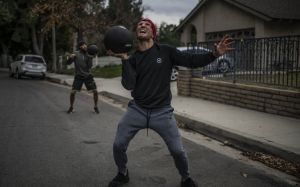 Ти Джей Диллашоу: "Я стану последним чемпионом UFC в наилегчайшем весе"