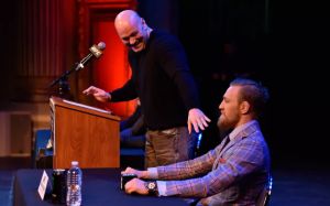 Президент UFC: "Если Конор МакГрегор не вернется до марта, мы лишим его титула"