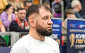 Владимир Хрюнов - о перепалках Александра Емельяненко с другими бойцами: "Сейчас, возможно, это прекратится"