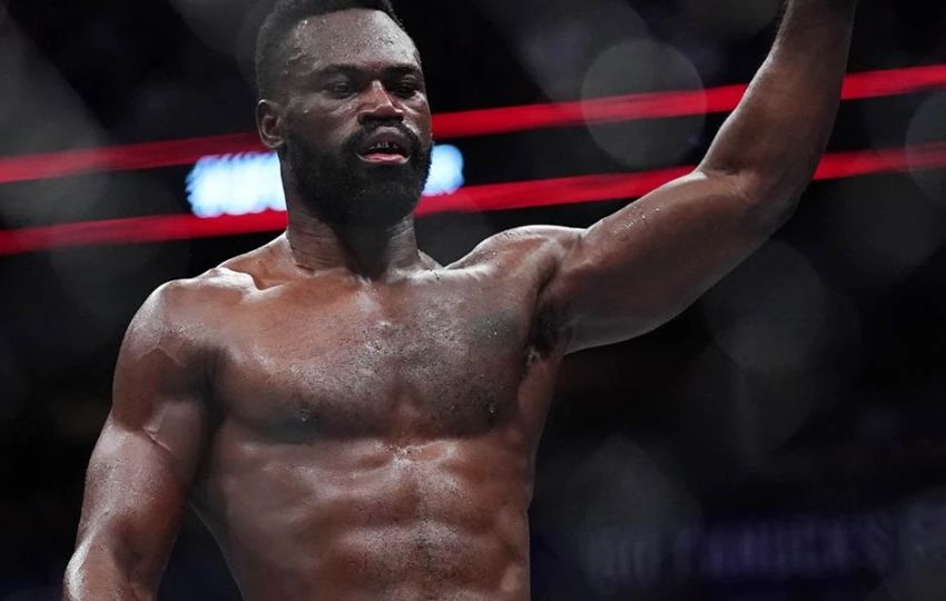 Боец UFC Юрайя Холл заявил о завершении карьеры