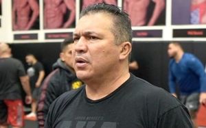 Хавьер Мендес назвал самого опасного ударника в UFC: "Он обладает самым тяжелым ударом, который я когда-либо видел"