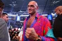 Тайсон Фьюри призвал людей перестать критиковать Билли Джо Сондерса