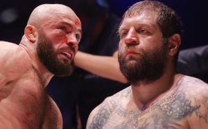 Александр Емельяненко: "Хорошо, если Исмаилова хватит на раунд, я просил его сразу не падать"
