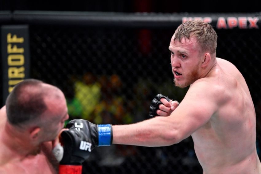 Алексей Олейник прокомментировал поражение в бою со Спиваком на UFC on ESPN 25