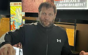 У Александра Емельяненко возникли серьезные проблемы со здоровьем: "Полностью отнялись ноги"