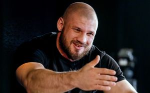 Иван Штырков: "Исмаилов мне в бою захочет по е**лу ударить, а я буду улыбаться?"