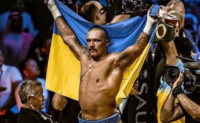 Усик обещает заехать в Крым с украинским флагом: видео