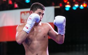 Бивол оспорит титул временного чемпиона мира WBA у обидчика Каштанова в андеркарте Поветкина и Уайлдера?