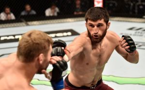 Магомед Анкалаев назвал соперника, который дал ему самый тяжелый бой в UFC