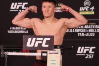 Бой Жалгаса Жумагулова и Амира Альбази не состоится на турнире UFC on ESPN 18