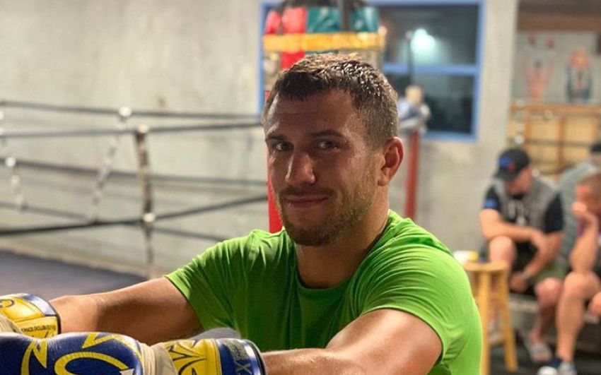 Василий Ломаченко приступил к спаррингам в ходе подготовки к поединку против Педрасы