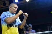 Александр Усик высказался о возможном поединке с Опетайей