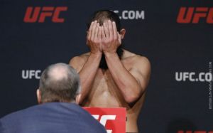 UFC предлагает Джонни Хендриксу вернуться в полусредний дивизион